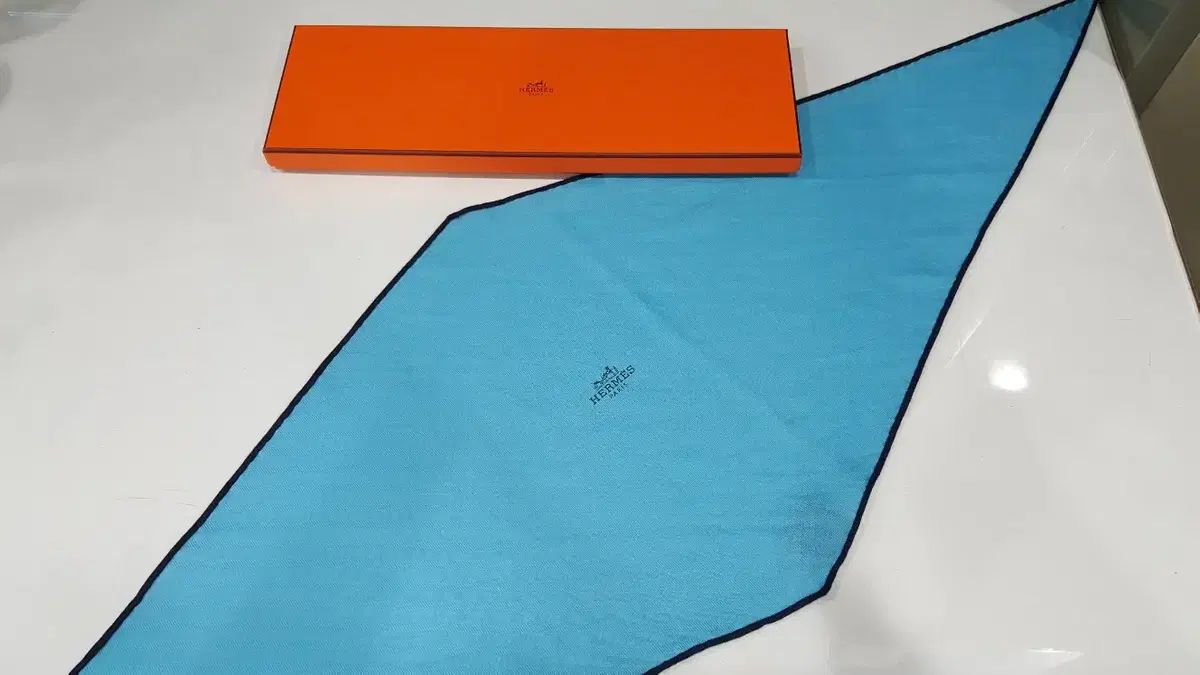 <정품> HERMES エルメス カシミヤ ロジャンジ スカーフ 3
