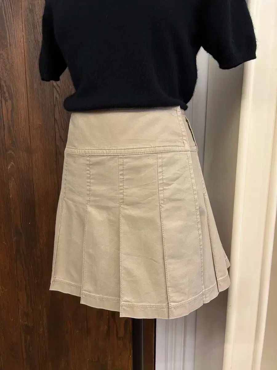 バーバリー ベージュ ラップ ミニスカート