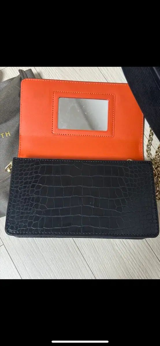 CHARLES - KEITH チャールズアンドキース 黒 ハンドバッグ バッグ