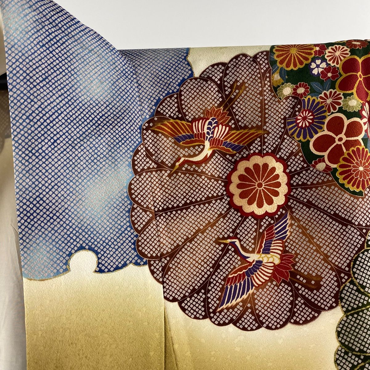 振り袖　フルセット　別誂長襦袢付　金彩加工　刺繍入り　袋帯　246 金彩　刺繍 振り袖 フルセット 別誂長襦袢 草花 手描き 本加工 金彩加工