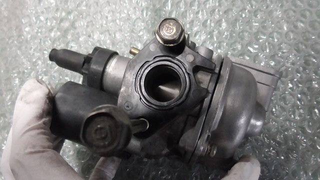 ライブディオコンビブレーキ　AF35　の　キャブレター *1537325173 新作入荷，得価 ライブディオコンビブレーキ AF35-1521 の キャブレター