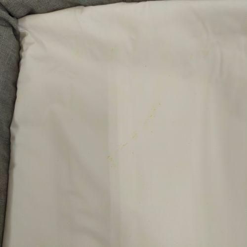 ポータブルベビーベッドおむつ替えテーブル付