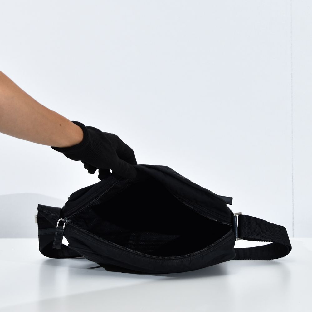 中古USED PRADA ショルダーバッグ ナイロン ロゴ ブラック 33995