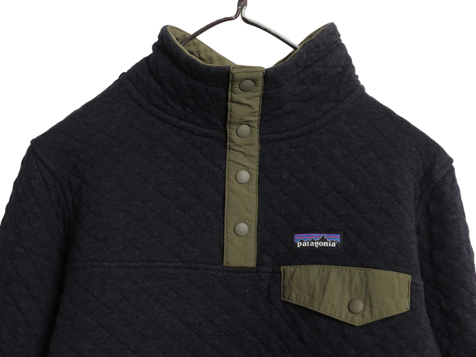 なクーポン配布中! パタゴニア オーガニック コットン キルト スナップT レディース S 18年製 キルティング ジャケット プルオーバー ジャンパー ブルゾン 黒