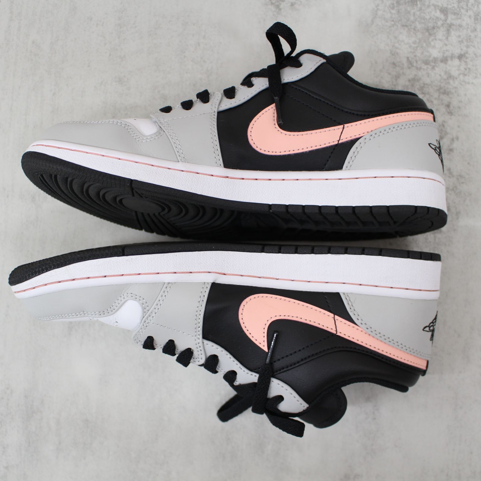 S018)【美品】NIKE AIR JORDAN 1 LOW スニーカー 553558-062 26cm 
