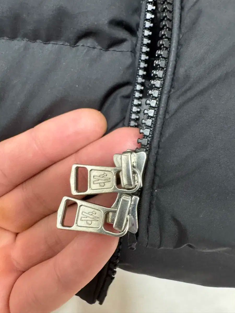 MONCLER モンクレール メンズダウンコート 5 サイズ カデレ