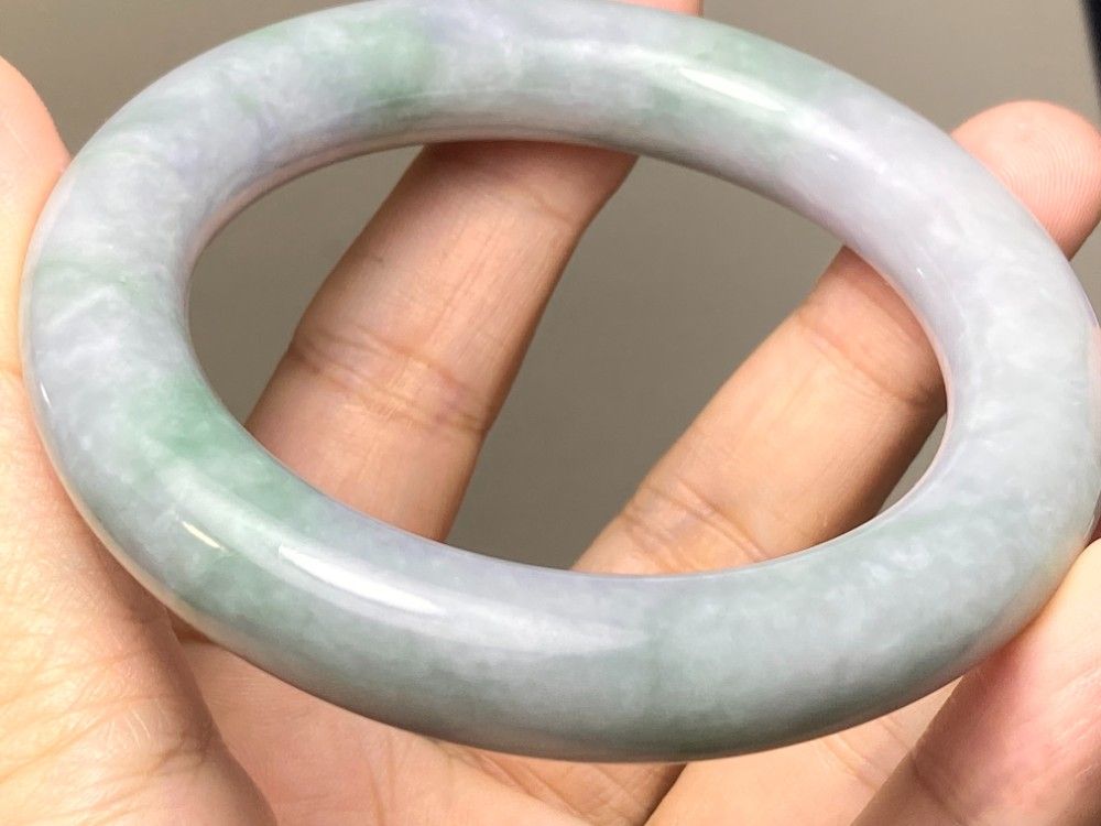ミャンマー産　A貨翡翠バングル 最終値下げ 楽天市場】□龍香堂□☆A貨ミャンマー翡翠バングル（内直径