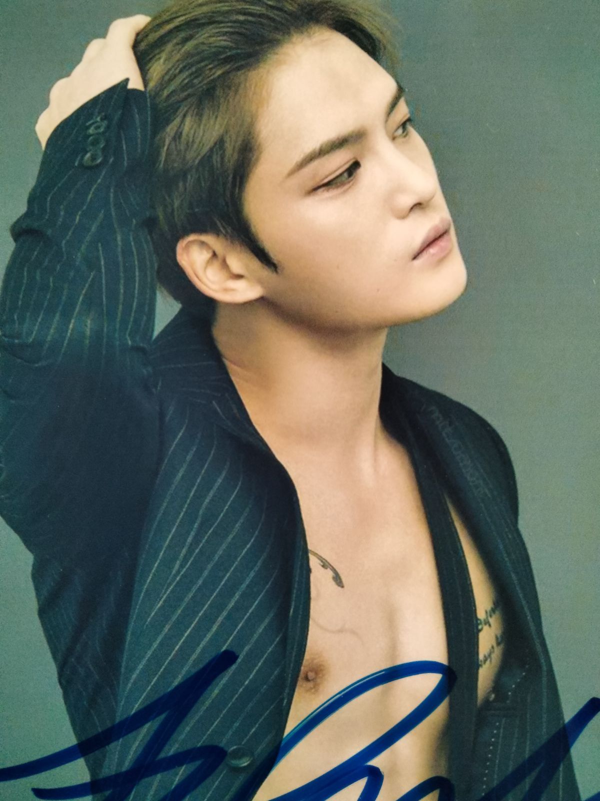 ジェジュン直筆サイン入り2Lサイズ写真…Kim Jae-joong… - メルカリ