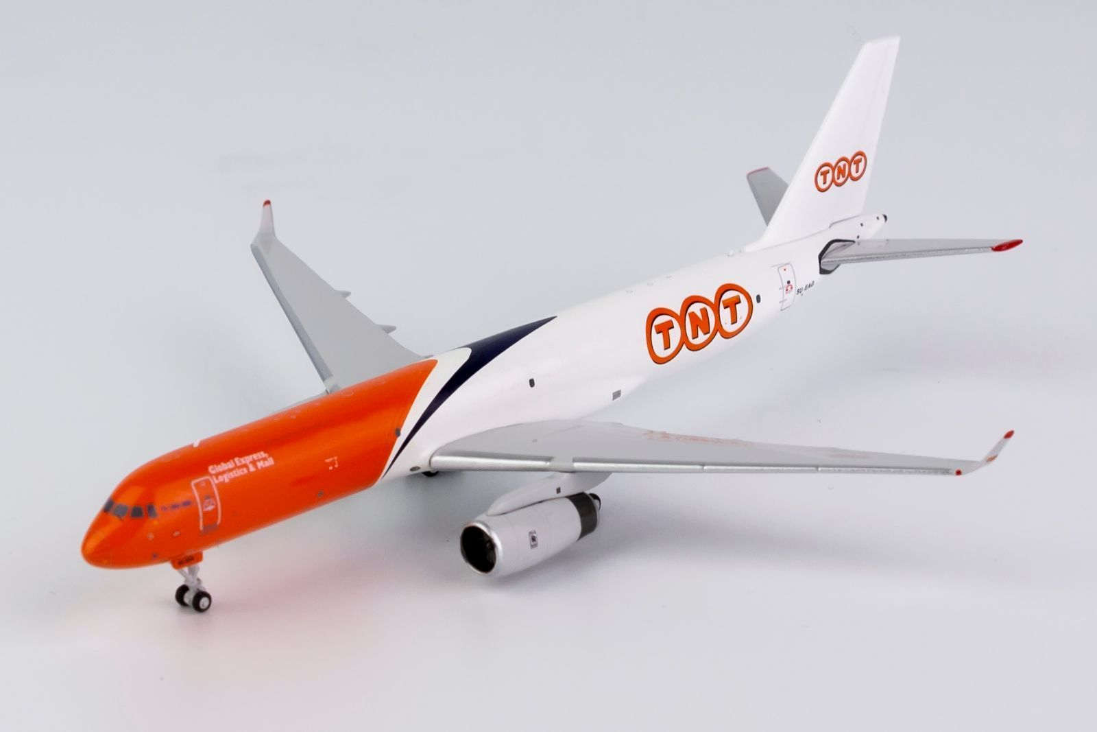 Tu-204-120S SU-EAG
