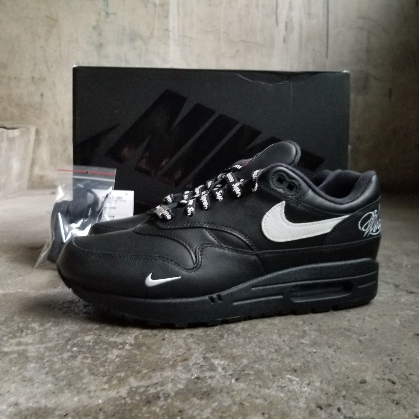 Supreme 25ss × NIKE AIR MAX 1 '87 SP 