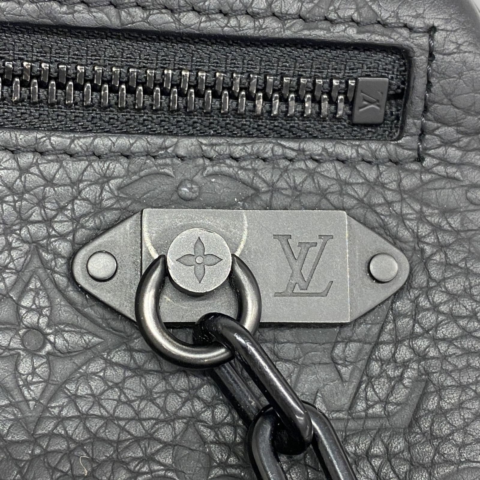Vuitton ルイ