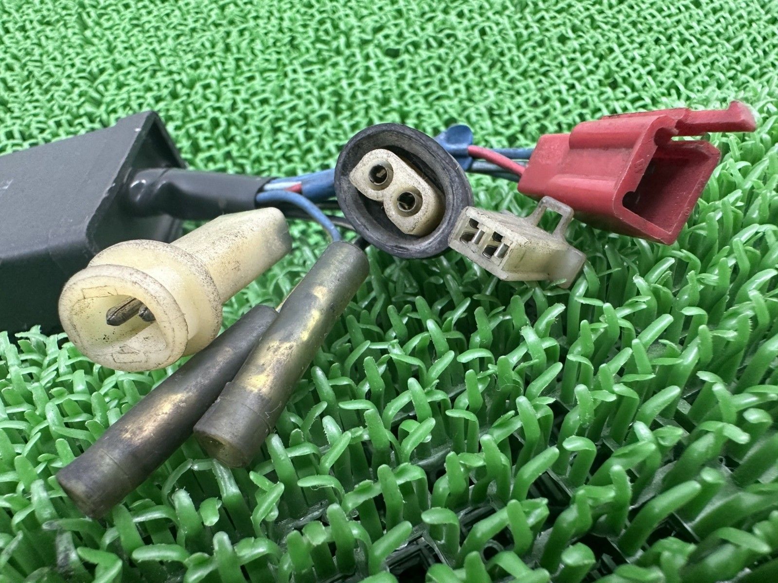 【魅力的な】 TZR50 イグナイター ヤマハ 純正 バイク 部品 CDI スパークユニット 機能的問題なし 品薄 品 車検 Genuine Nv あたたみのある