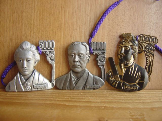 ♯Foi14FOカプセル百科事典お札のえらい人根付シークレット入6種