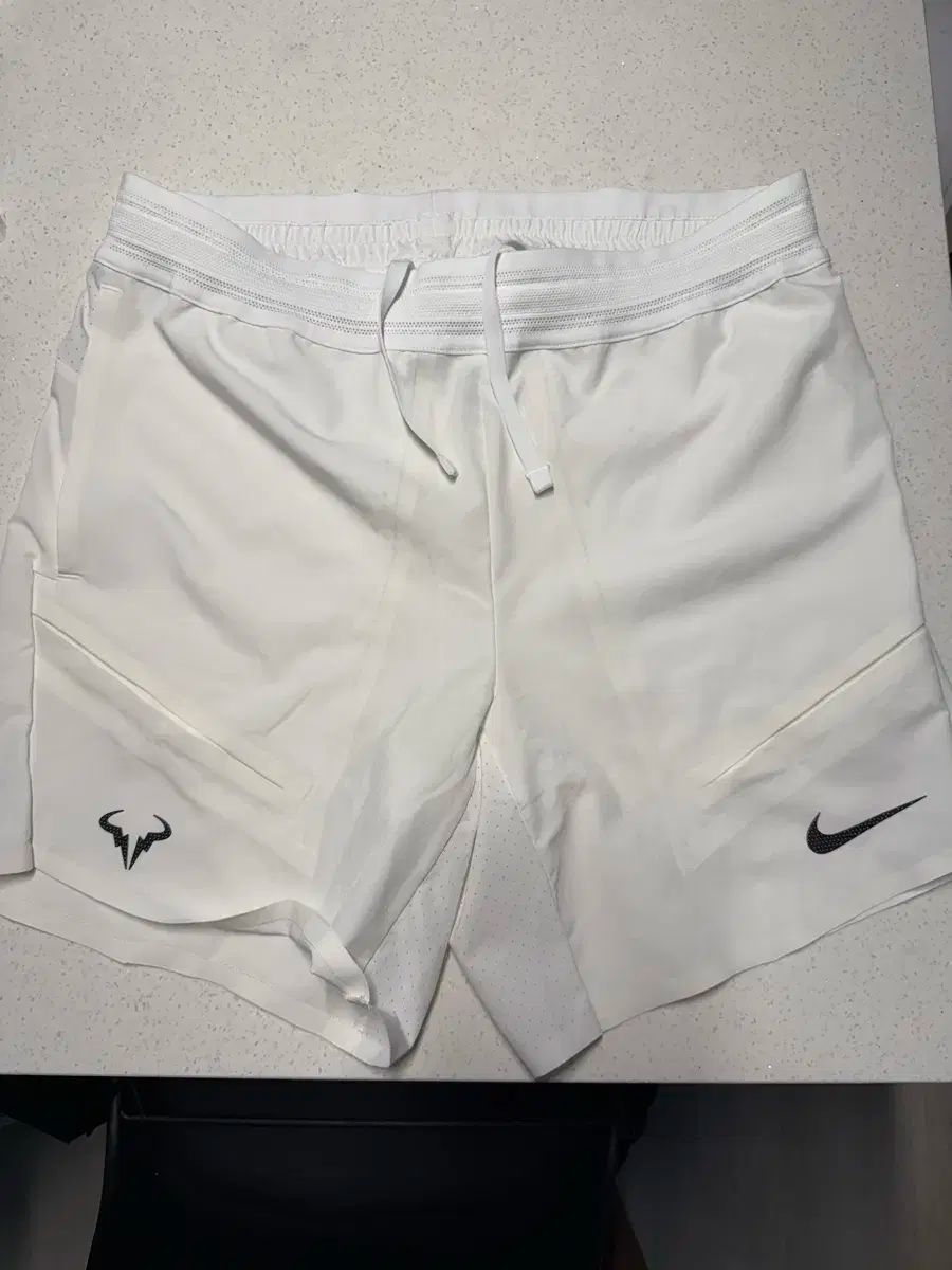 NIKE(ナイキ) テニスウェア ラファエル・ナダル ショーツ半袖