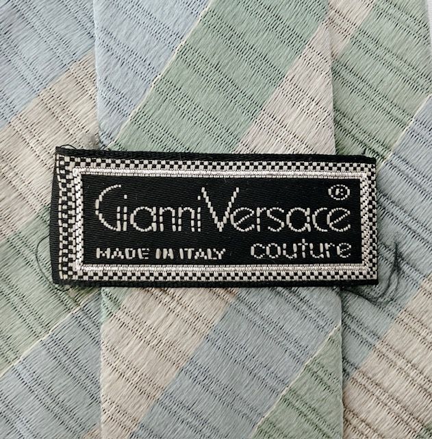 GIANNI VERSACE ジャンニ ヴェルサーチ 斜め ストライプ柄 シルク