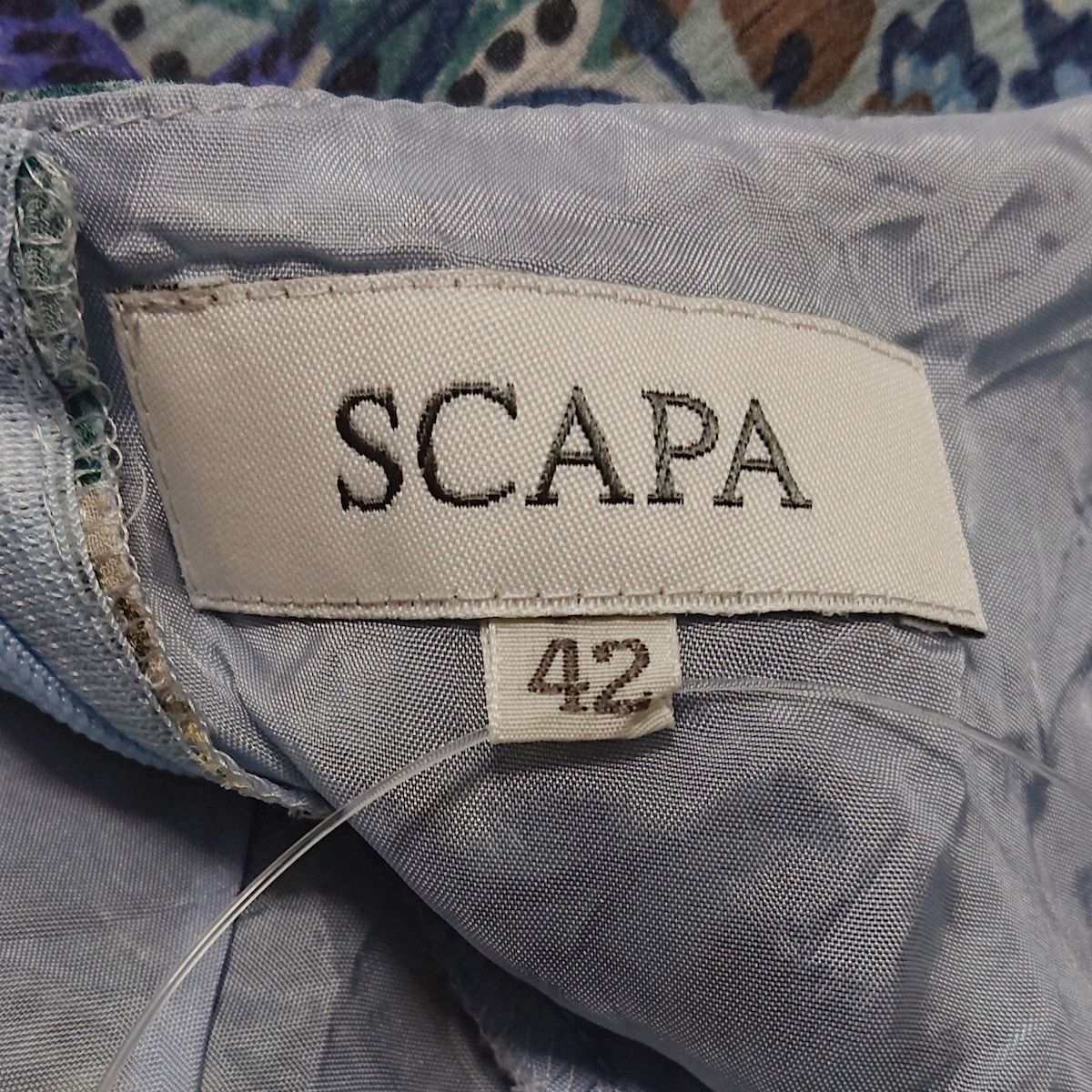 Scapa(スキャパ) ワンピース サイズ42 L レディース - アイボリー×ブルー×マルチ Vネック/ノースリーブ/ロング/シルク/花柄