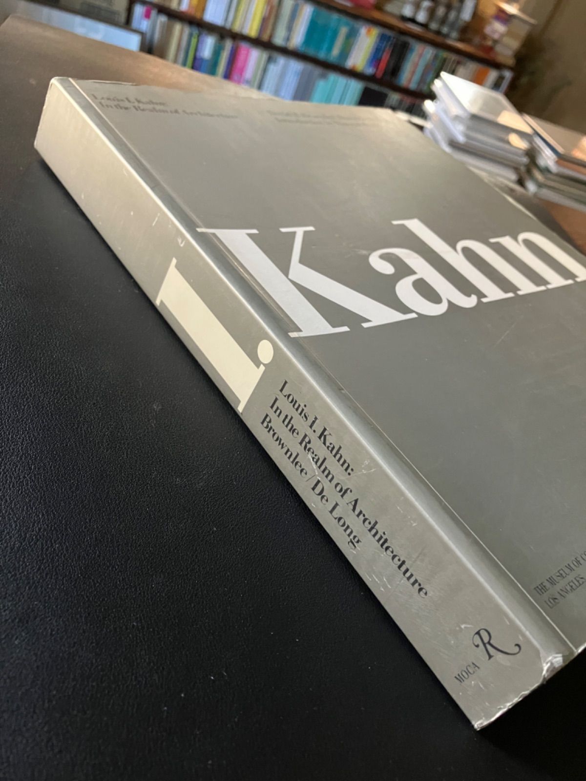 Kahn ルイス・I・カーン建築の世界 Amazon.co.jp: ルイスカーン 建築の世界 : 本