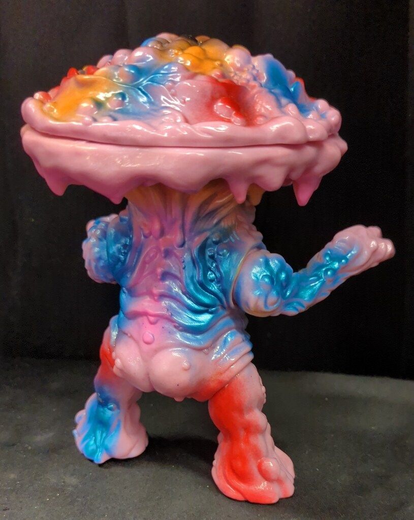 WONDER GOBLIN SKINNER Fungoid Man ピンク成型 ミニソフビ欠