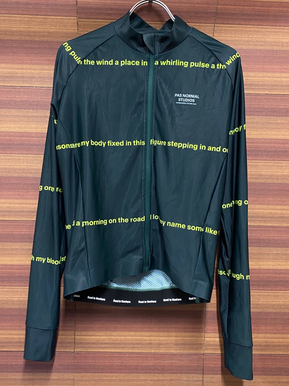 新品】PAS NORMAL STUDIOS MIDベースレイヤーSサイズ 新品 パス