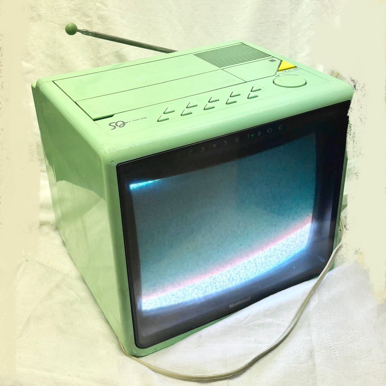 National レトロ　ブラウン管テレビ　ピンクTH11-S29 当時物 m25945484789_1.jpg?1757419129