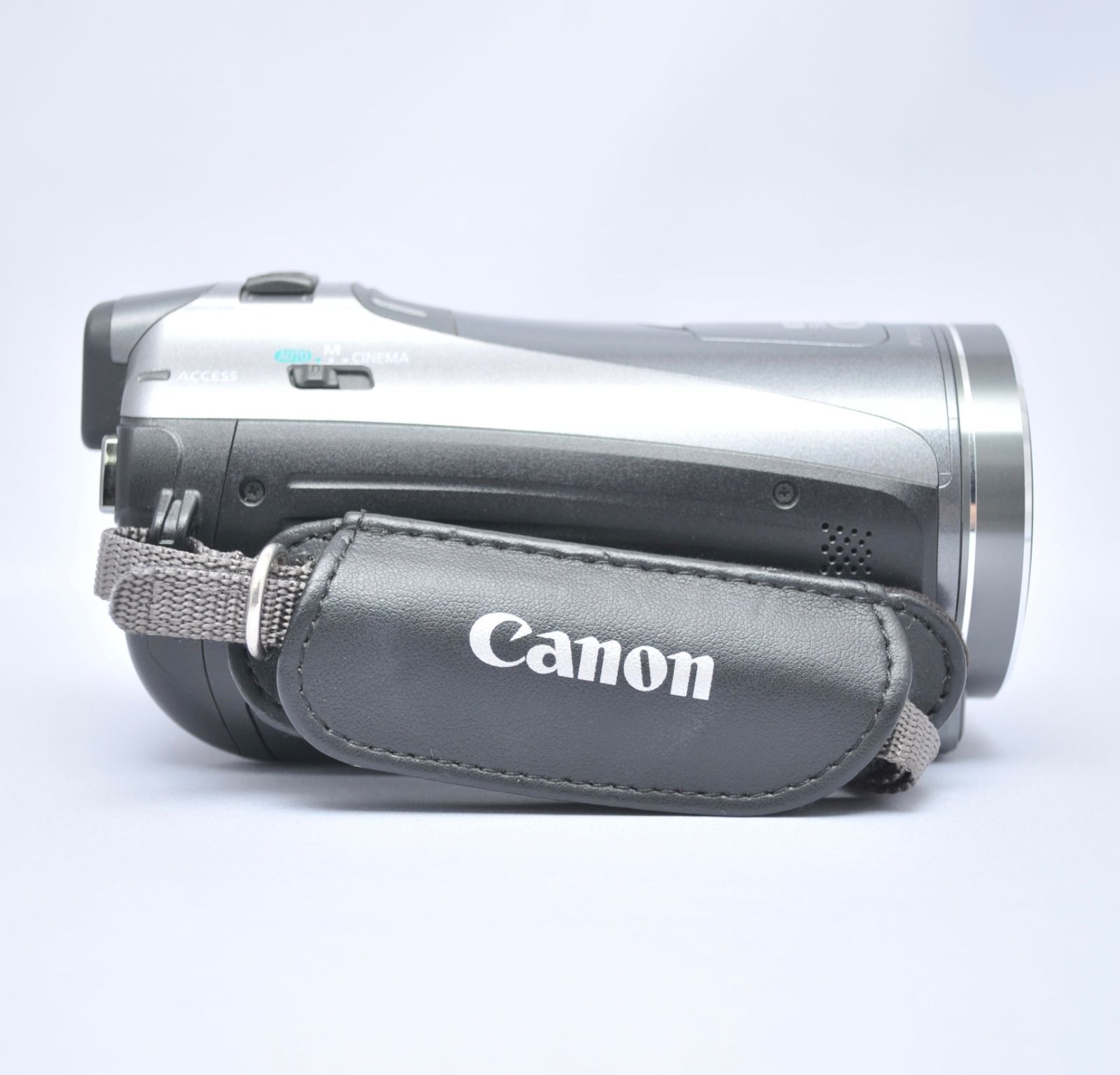 Canon iVIS HF M41 デジタルビデオカメラ 本体 バッテリー付き CANON iVIS HF M41 [シルバー] 価格比較 - 価格.com