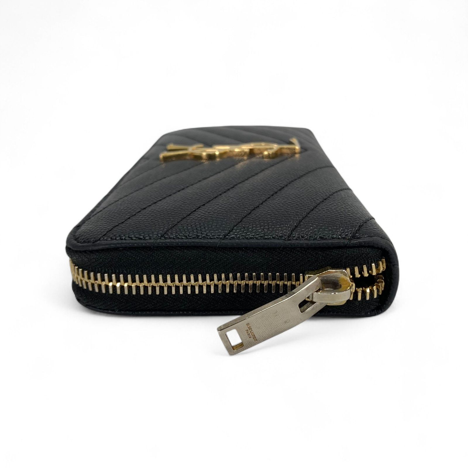 美品 YSL サンローラン キャビアスキン ラウンドファスナー長財布 V