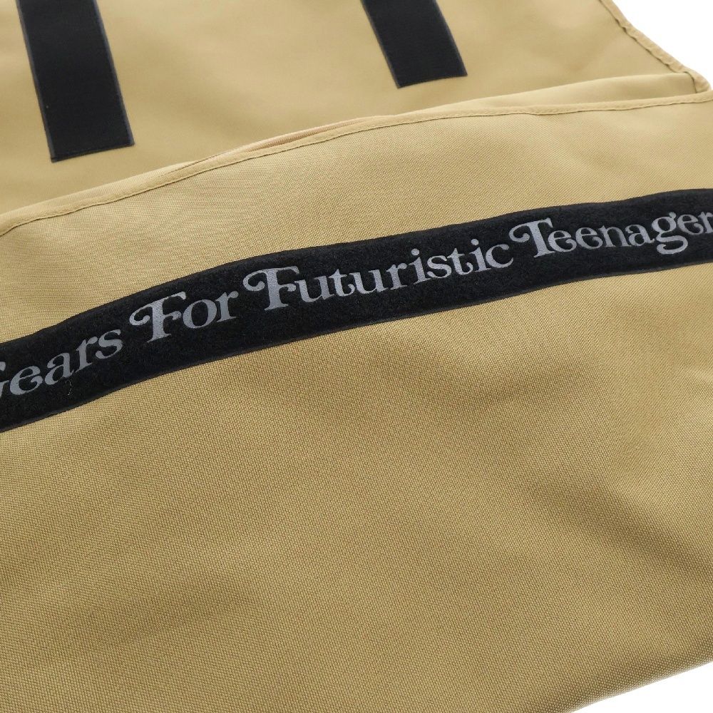 HUMAN MADE (ヒューマンメイド) ×Girls Don't Cry ロゴプリント