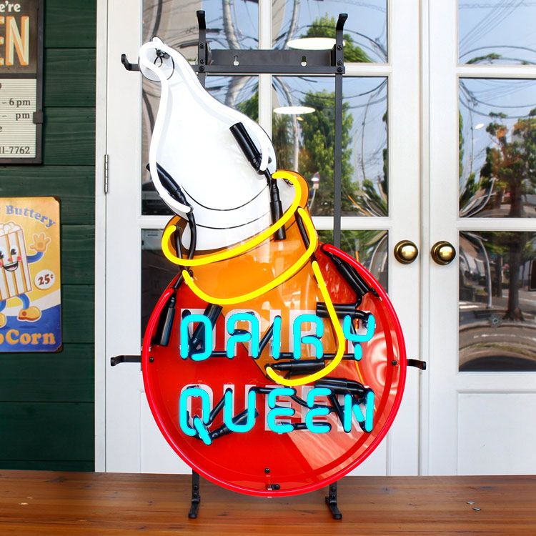 ネオンサイン DAIRY QUEEN デイリークイーン 高さ70×幅43cm ネオン管