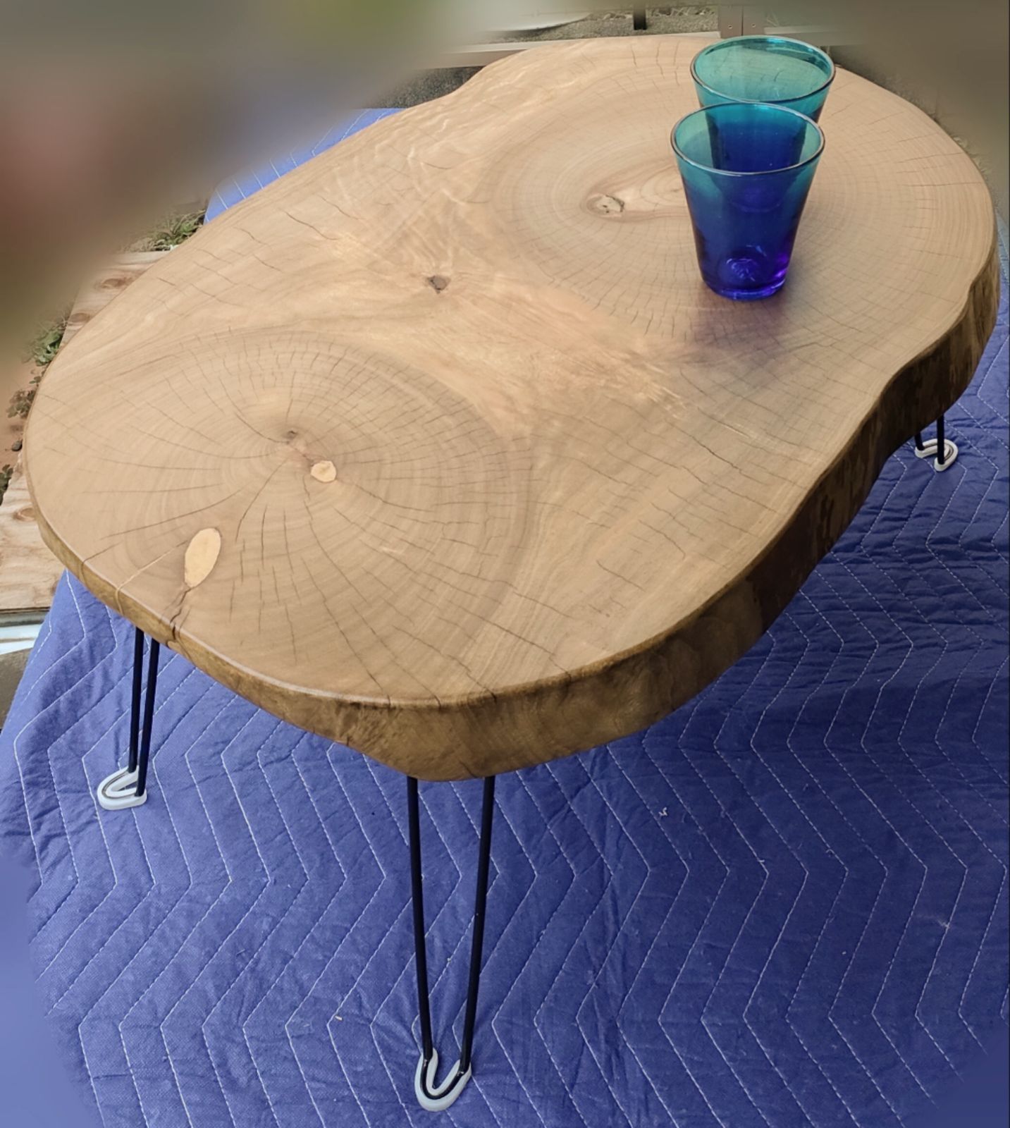 無垢テーブル。楠の木、一点物 - テーブル