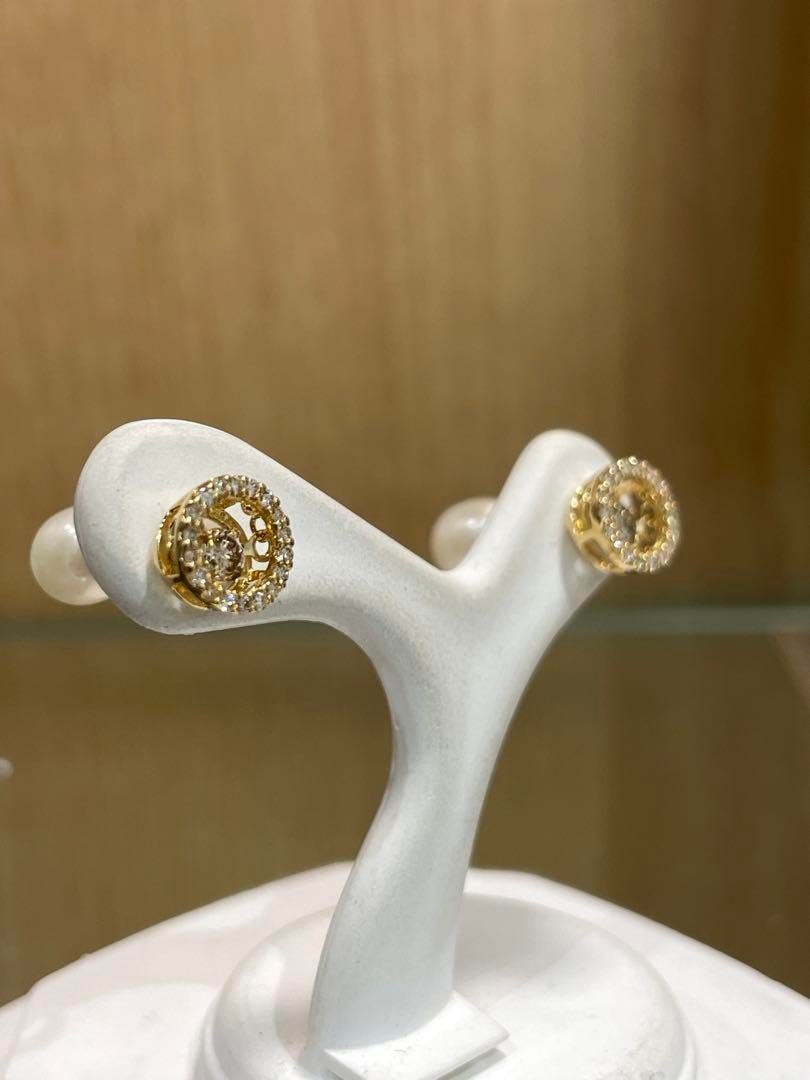 新品】K18ダンシングストーンダイヤ0.08ct×2ピアス - メルカリ
