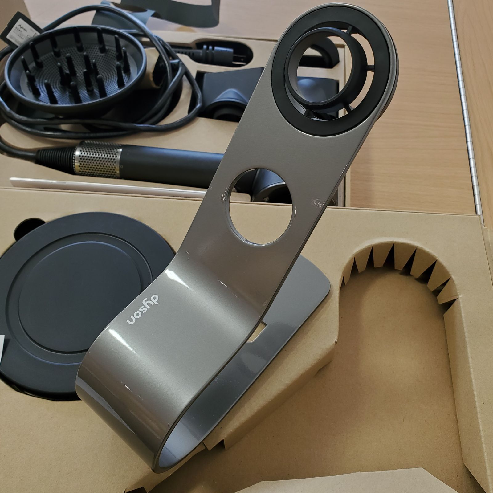 Dyson ダイソン　ヘアドライヤー スタンド付き　HD03 動作確認済み 楽天市場】【天然木素材】ダイソン ドライヤー supersonic nural