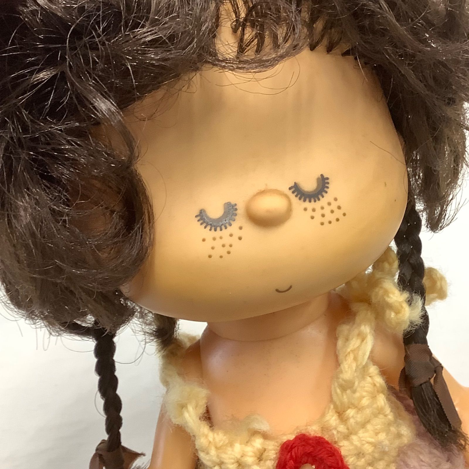 昭和レトロ 人形 昭和レトロ ソフビ人形 パーマ 三つ編み 女の子 日本製 C759 - メルカリ