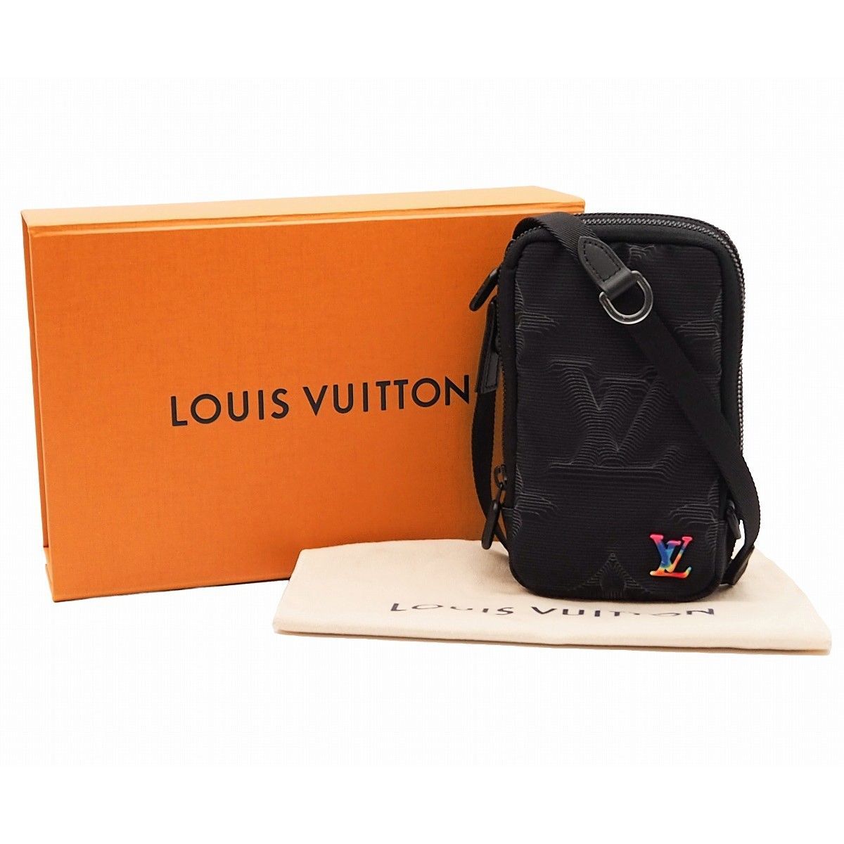 LOUIS VUITTON M80141　ダブルフォンポーチ　3D　モノグラム LOUIS VUITTON ルイヴィトン ポーチ 3Dモノグラム ダブル・フォン