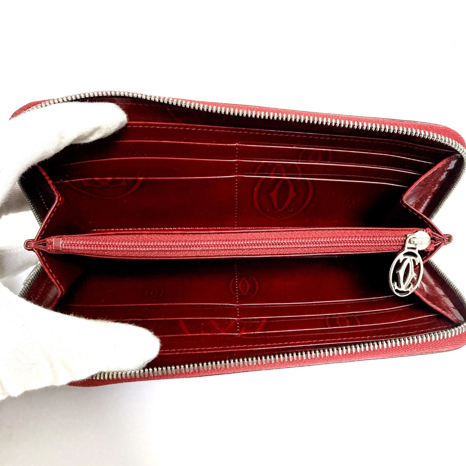 Cartier ラウンドファスナーワインレッド長財布