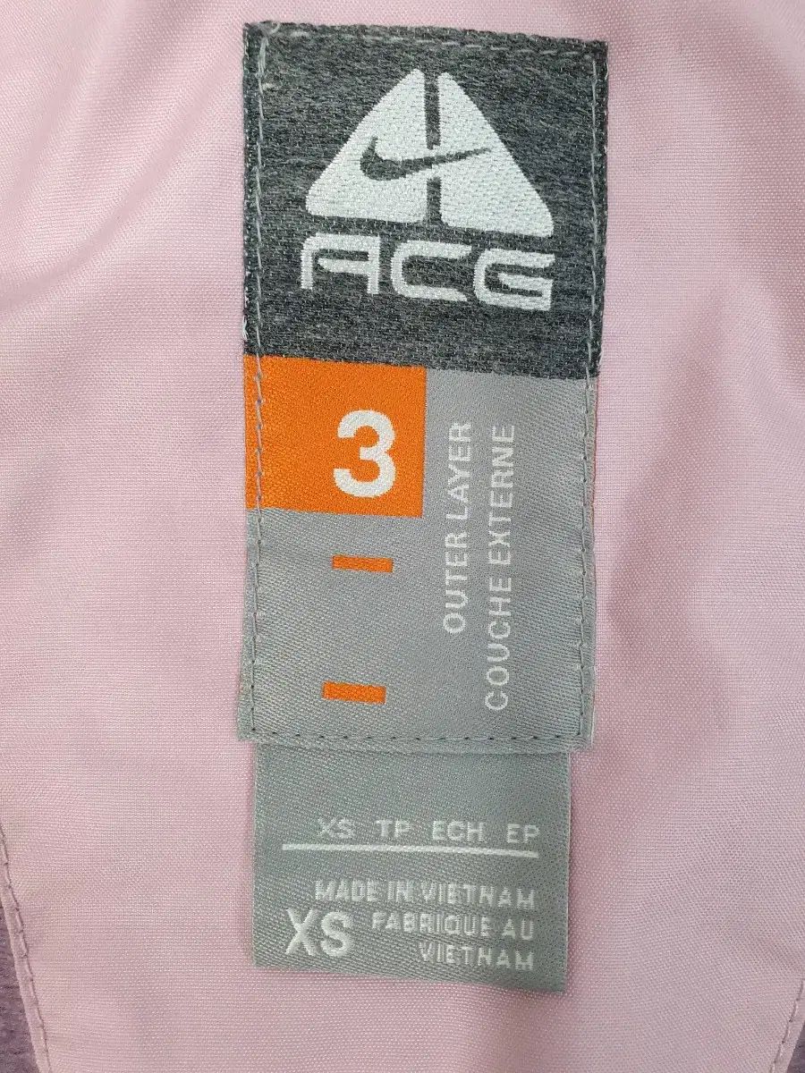 ACG ウィンドブレーカー