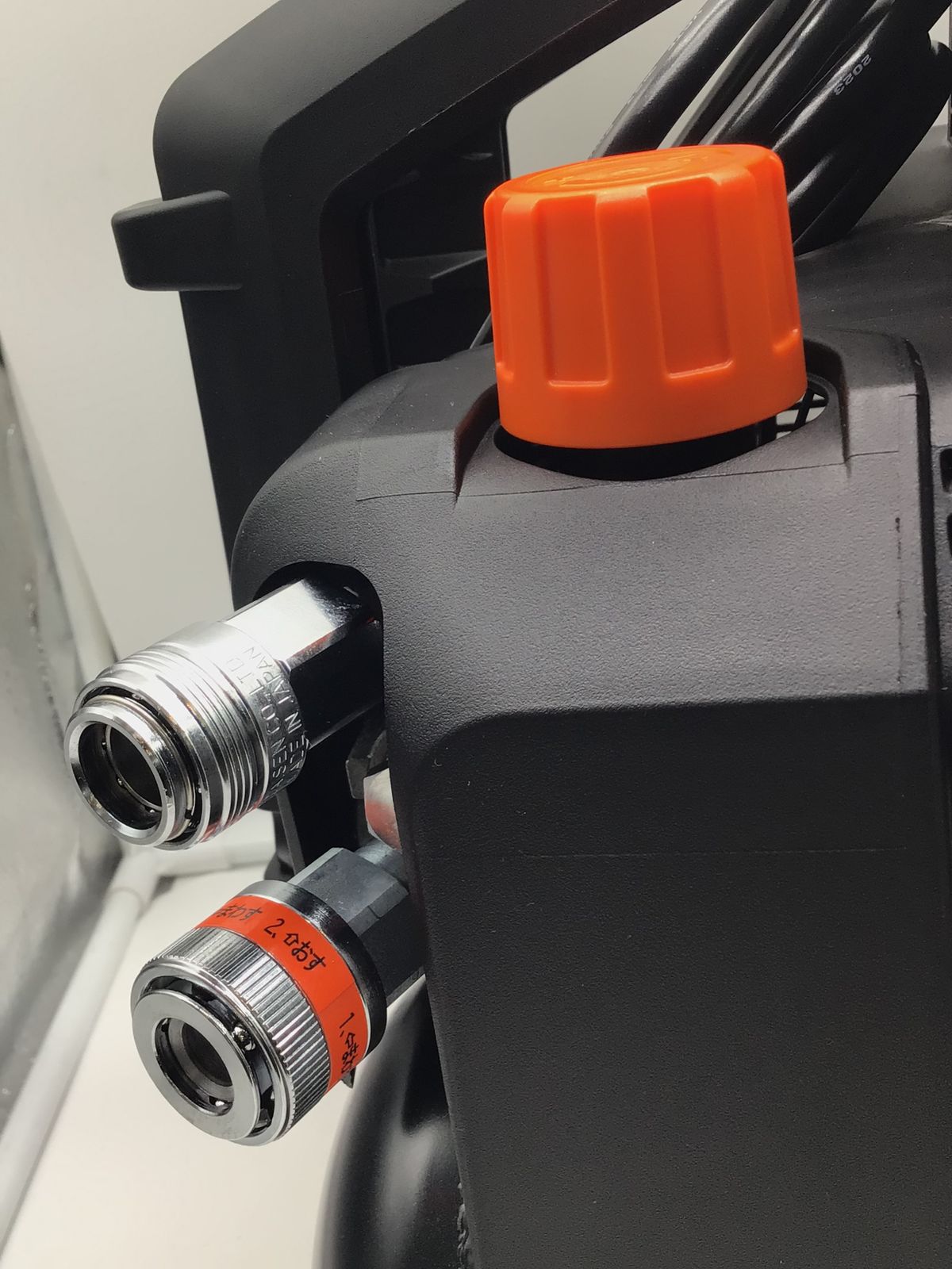 高圧エアコンプレッサ AK-HH1310E