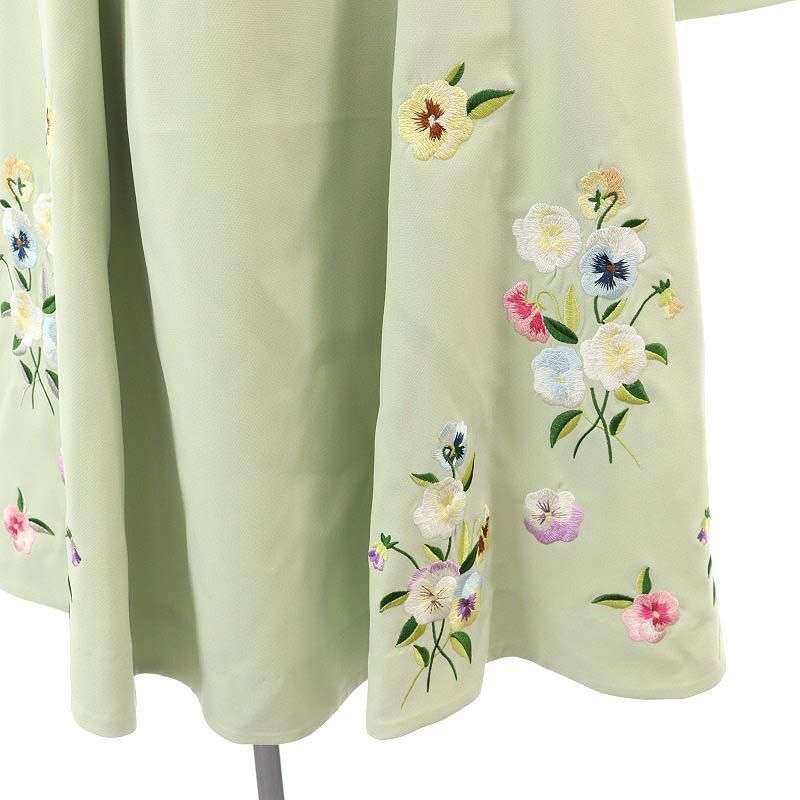 極美品❣️ チェスティ ワンピース パンジー刺繍 2022年 ネイビー M 極美品❣️ チェスティ ワンピース パンジー刺繍 2022年