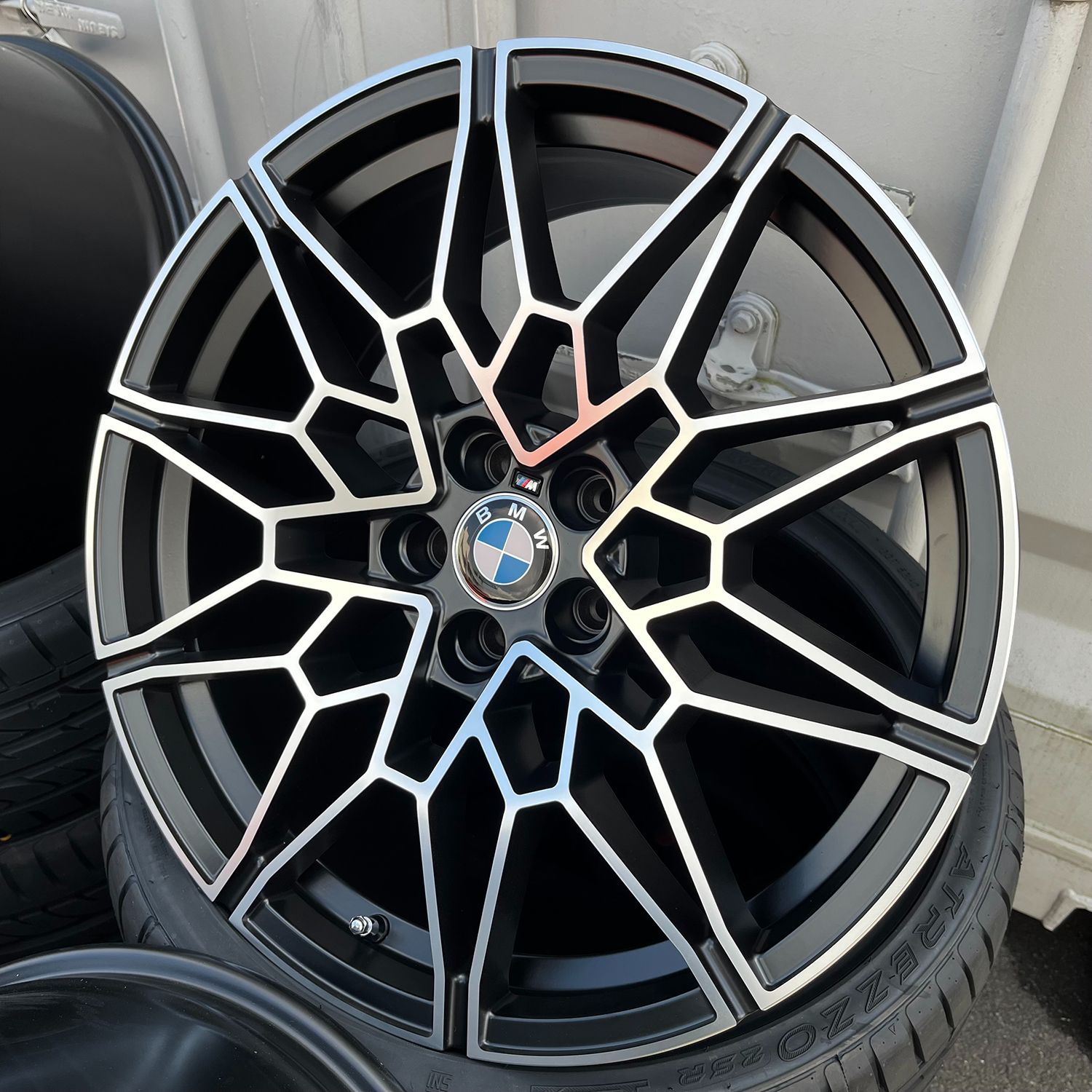 BMW】新品 タイヤホイール 7シリーズ G11 G12 20インチ タイヤホイール 4本セット 当社特選タイヤ フロント：245/40R20  リア：275/35R20 740i スタンダード Mスポーツ 740Li 750i 750Li - メルカリ