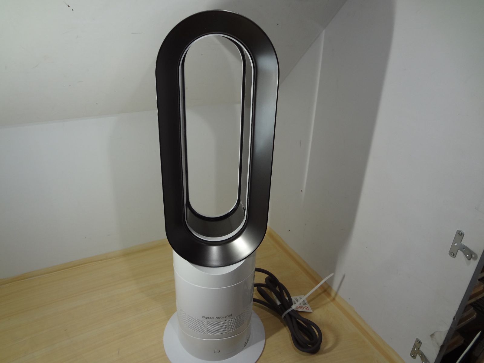 dyson Hot+Cool ファンヒーター ダイソン AM09 2020年製