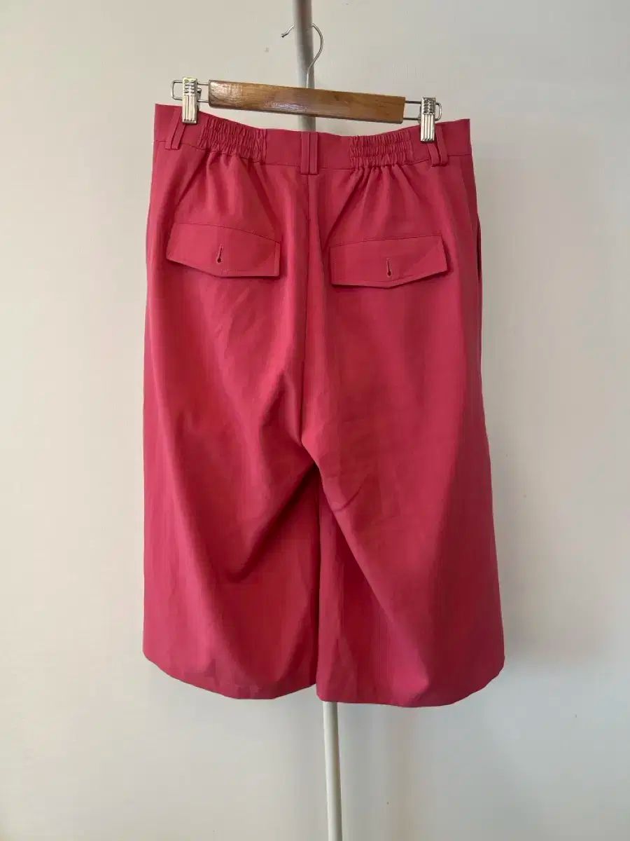 ESC STUDIO ピンク バンディング キュロットパンツ