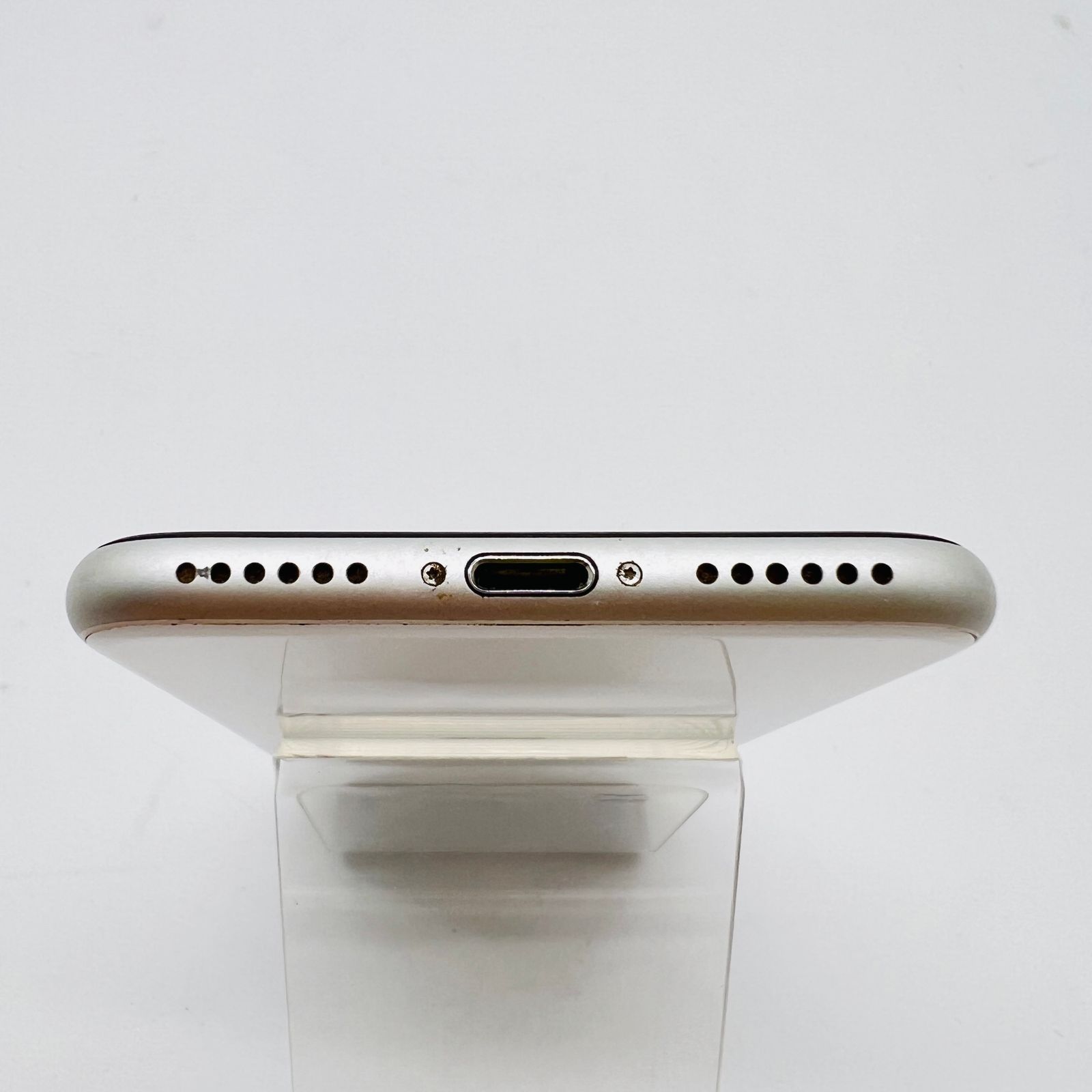 Apple - 「画面非正規店修理品」iPhone SE2 64GB ホワイト SIMロック解除 Apple iPhone SE2 第2世代 ホワイト SIMロック解除済み - メルカリ