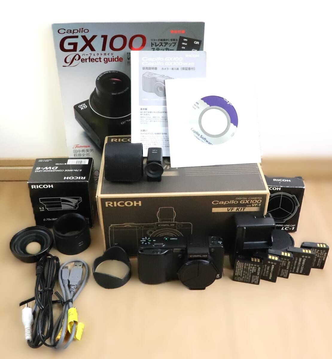 リコー RICOH CAPLIO GX100 VF-1 DW-6 元箱 説明書 充電器付 W0911＃3386