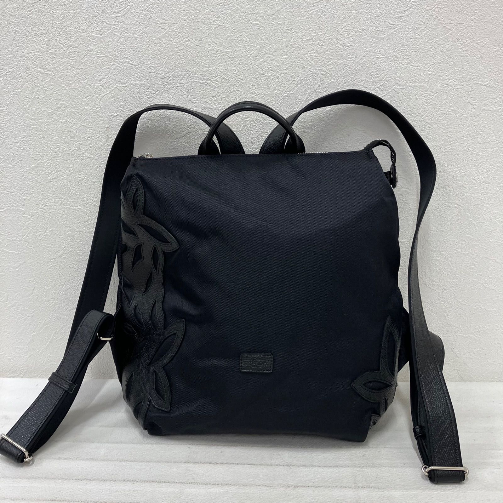 美品 IBIZA イビサ ナイロン×レザー 巾着 リュック ブラック 花柄 軽量 