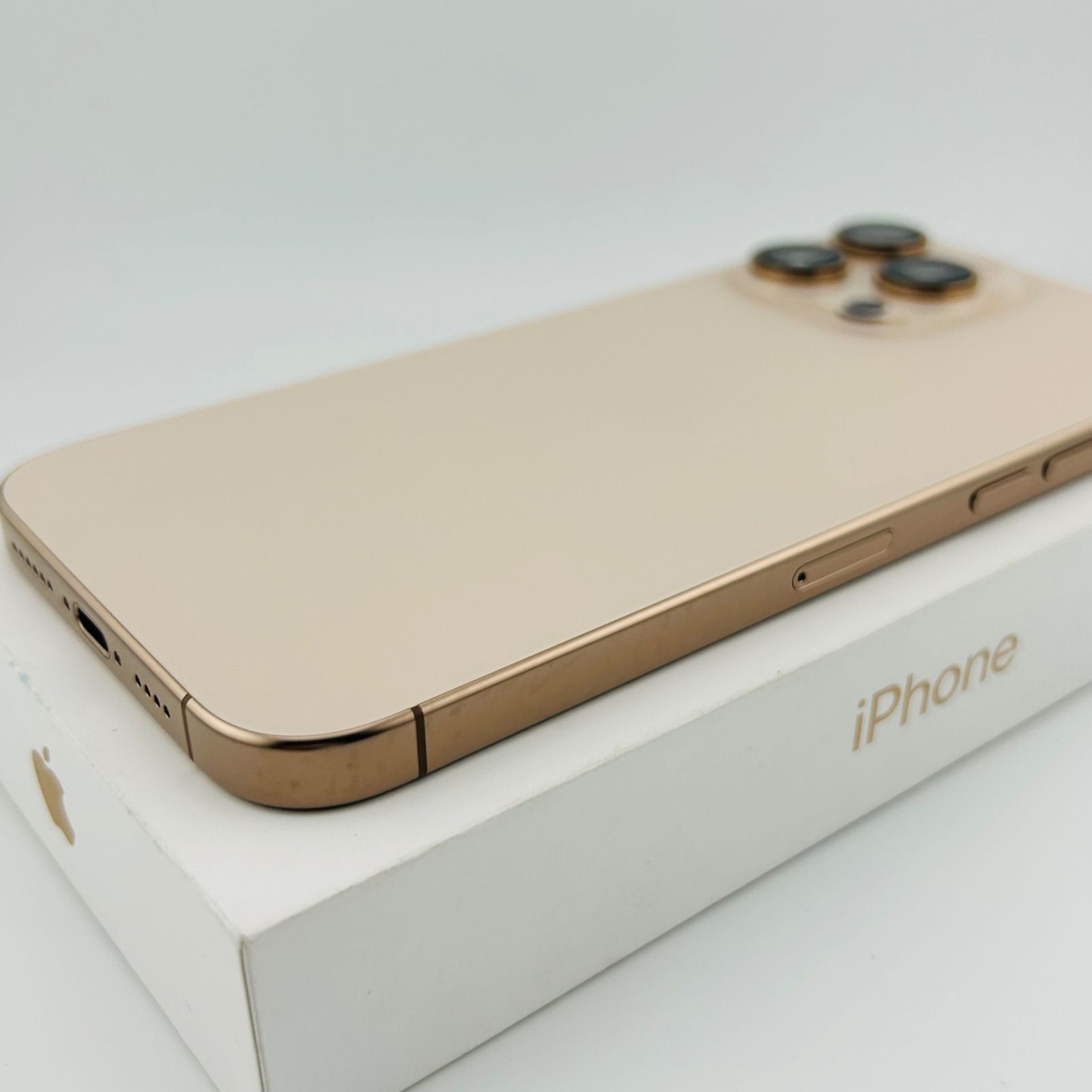 iPhone16 512GB 美品 SIMフリー バッテリー100% バッテリー100% iPhone16 Pro 256GB ブラックチタニウム SIM
