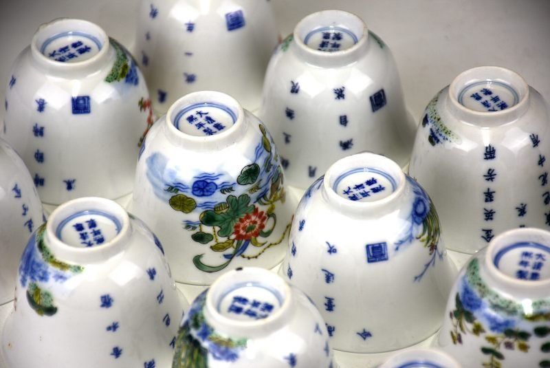 蔵A1249】中国古美術 粉彩煎茶碗 十二客 無傷 大清康熙