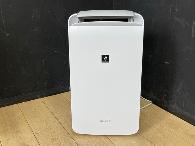 展示品 シャープ 冷風 衣類乾燥除湿機 【中古】CM-P100-W 2024年製