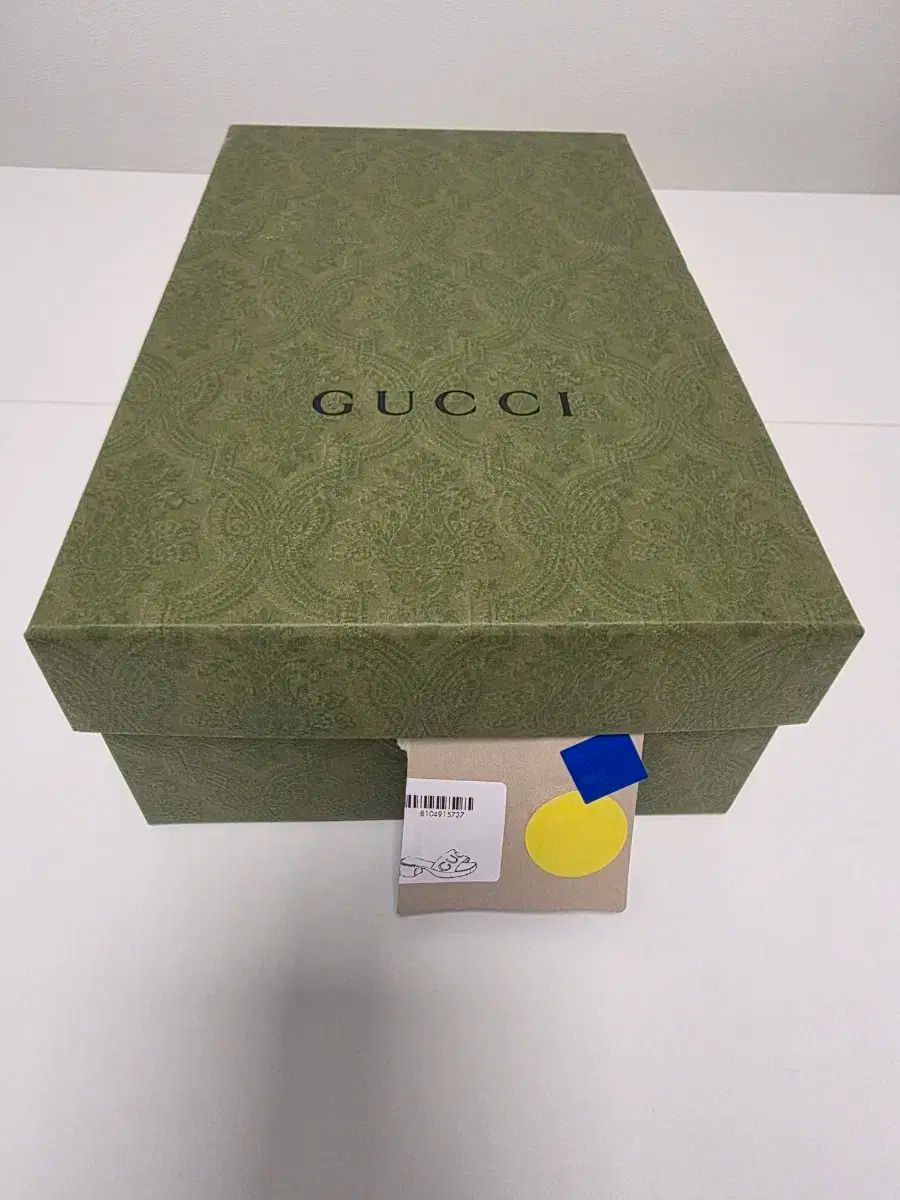 GUCCI