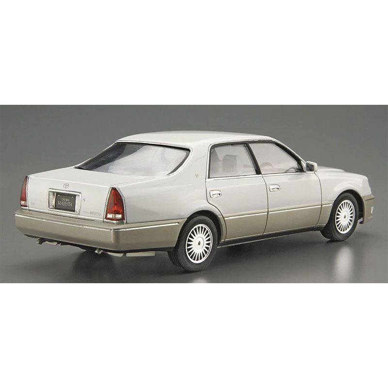 【1/24 アオシマ・完成プラモデル】クラウンマジェスタ UZS151 アオシマ 1/24・完成プラモデル】クラウンマジェスタ UZS151