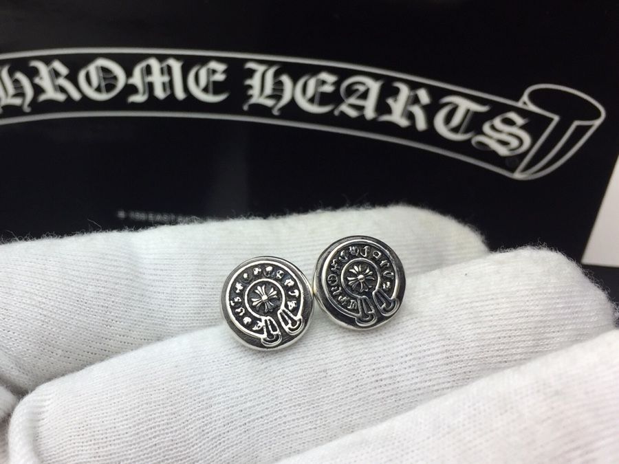 クロムハーツ Chrome Hearts イアリング 両耳セット 男女兼用 耳くぎ ピアス  シルバー 刻印 十字