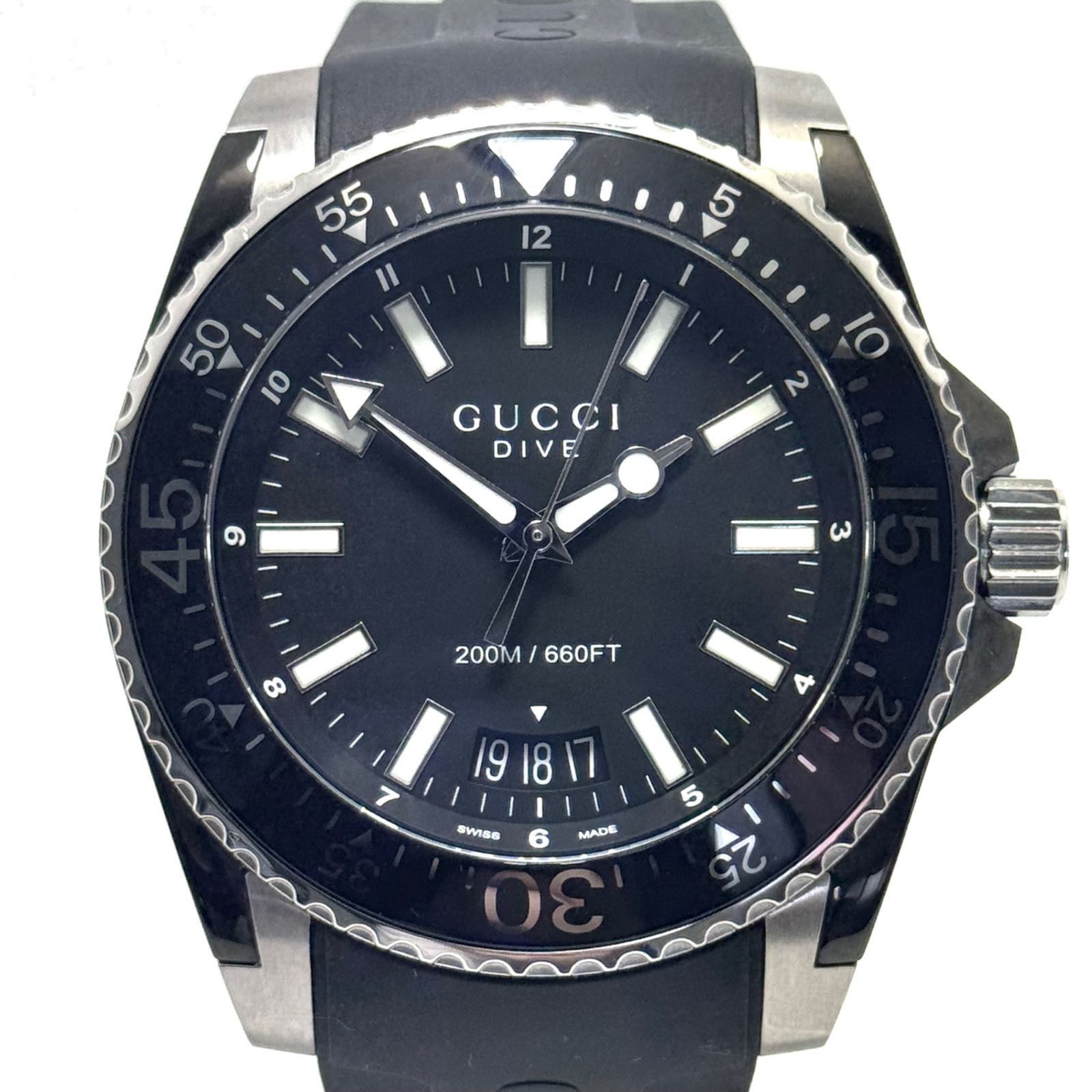 美品】グッチ GUCCI ダイブ DIVE YA136204A 136.2 クォーツ 黒 デイト 